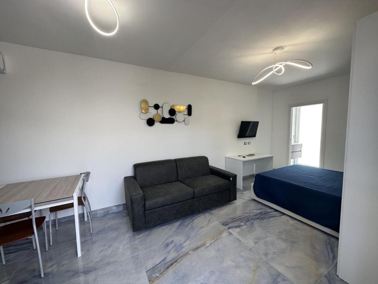 Infinity Residence Con Parcheggio Porto Cesareo Exterior photo