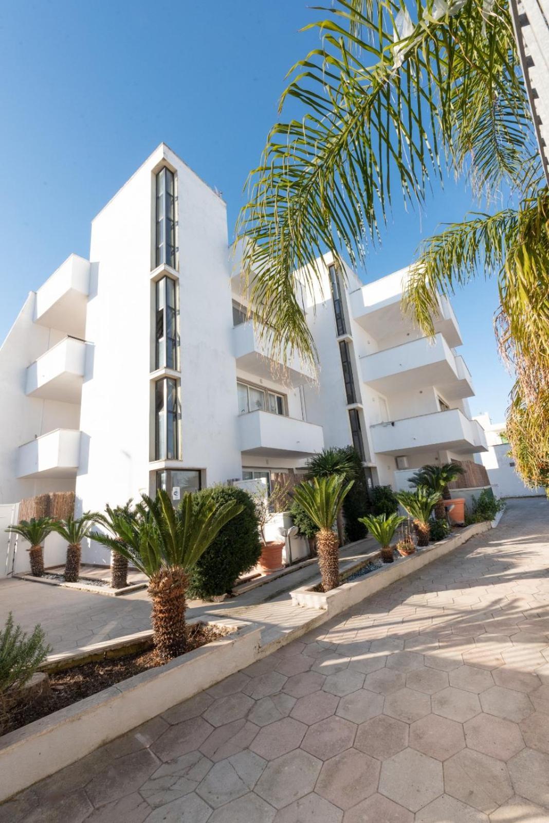 Infinity Residence Con Parcheggio Porto Cesareo Exterior photo