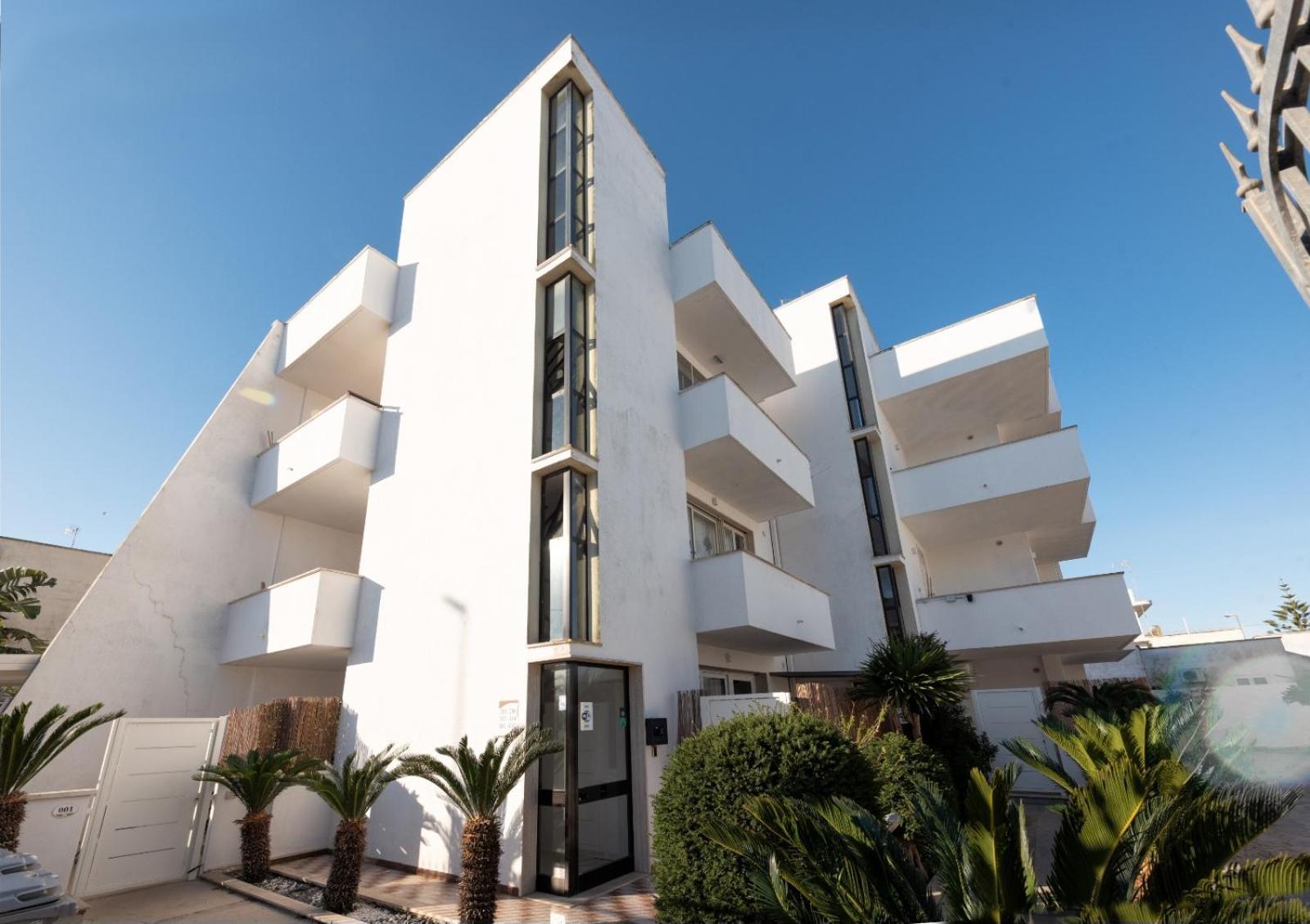 Infinity Residence Con Parcheggio Porto Cesareo Exterior photo